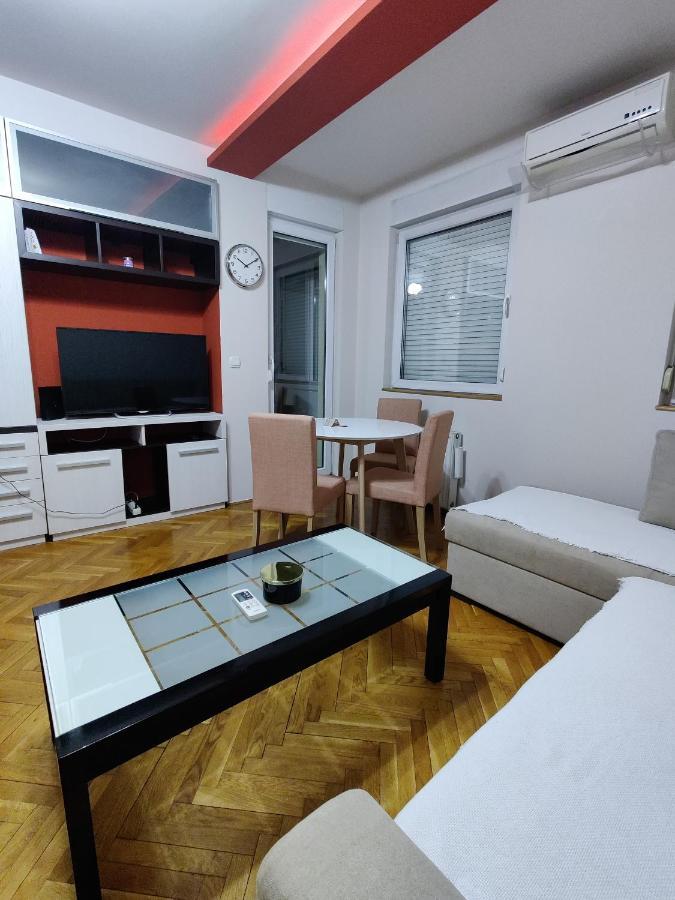 Maja Apartment Novi Sad Extérieur photo